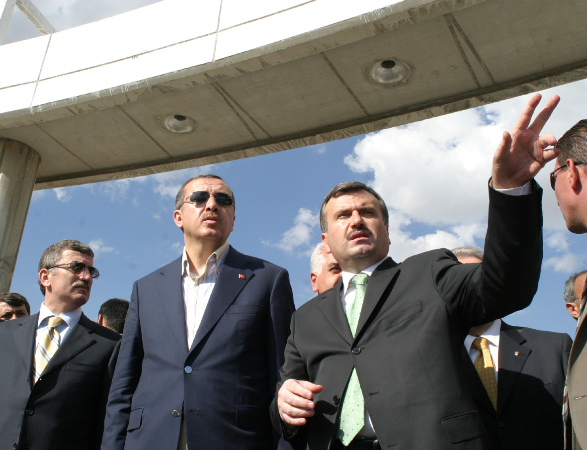 BAŞBAKAN : KONYA MODEL KENTTİR