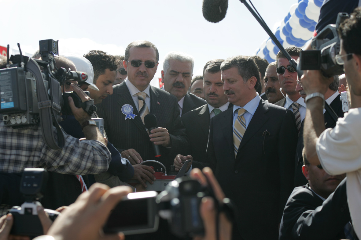 BAŞBAKAN : KONYA MODEL KENTTİR