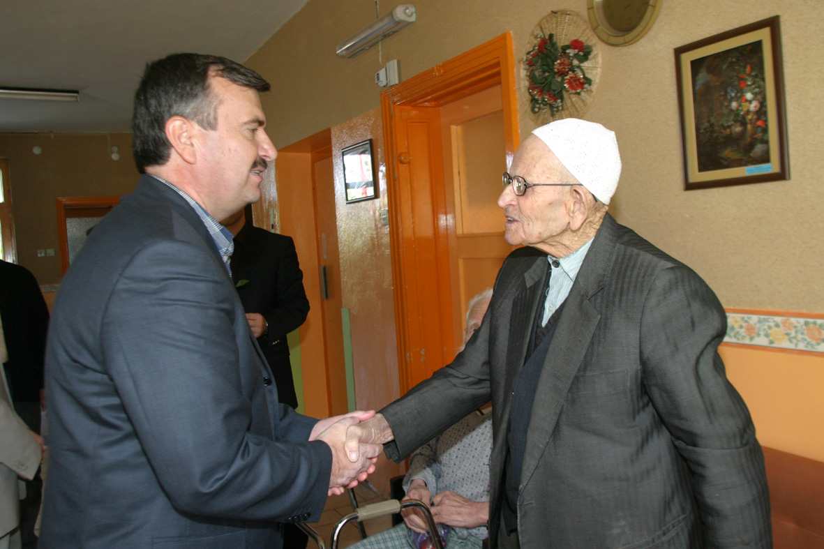 Huzur Evi'nde Miraç Kandili