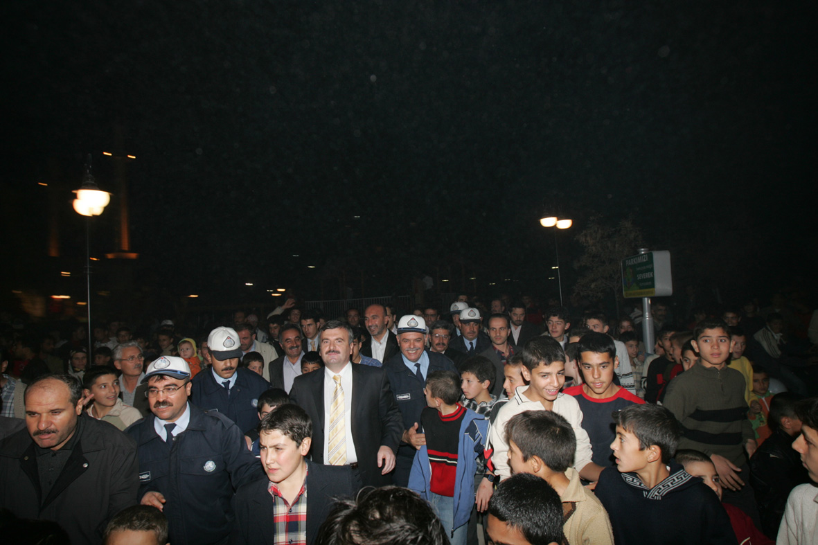 Cumhuriyet Parkı Hizmetinizde