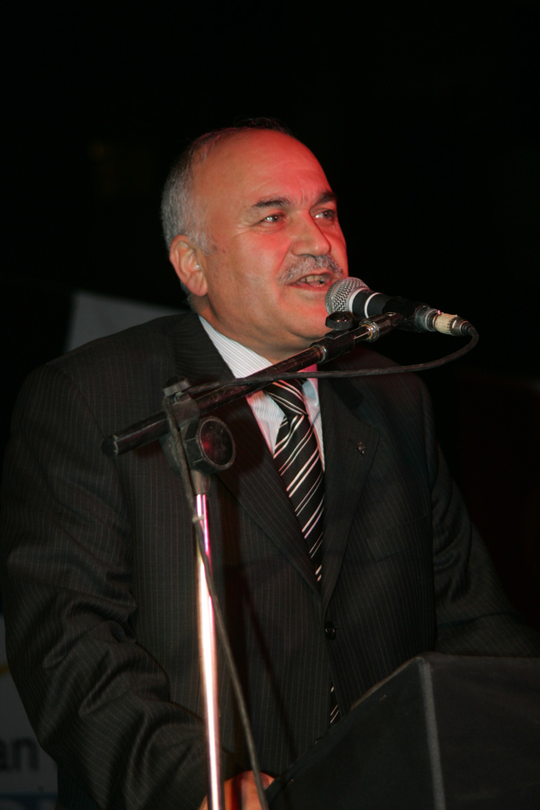 Cumhuriyet Parkı Hizmetinizde