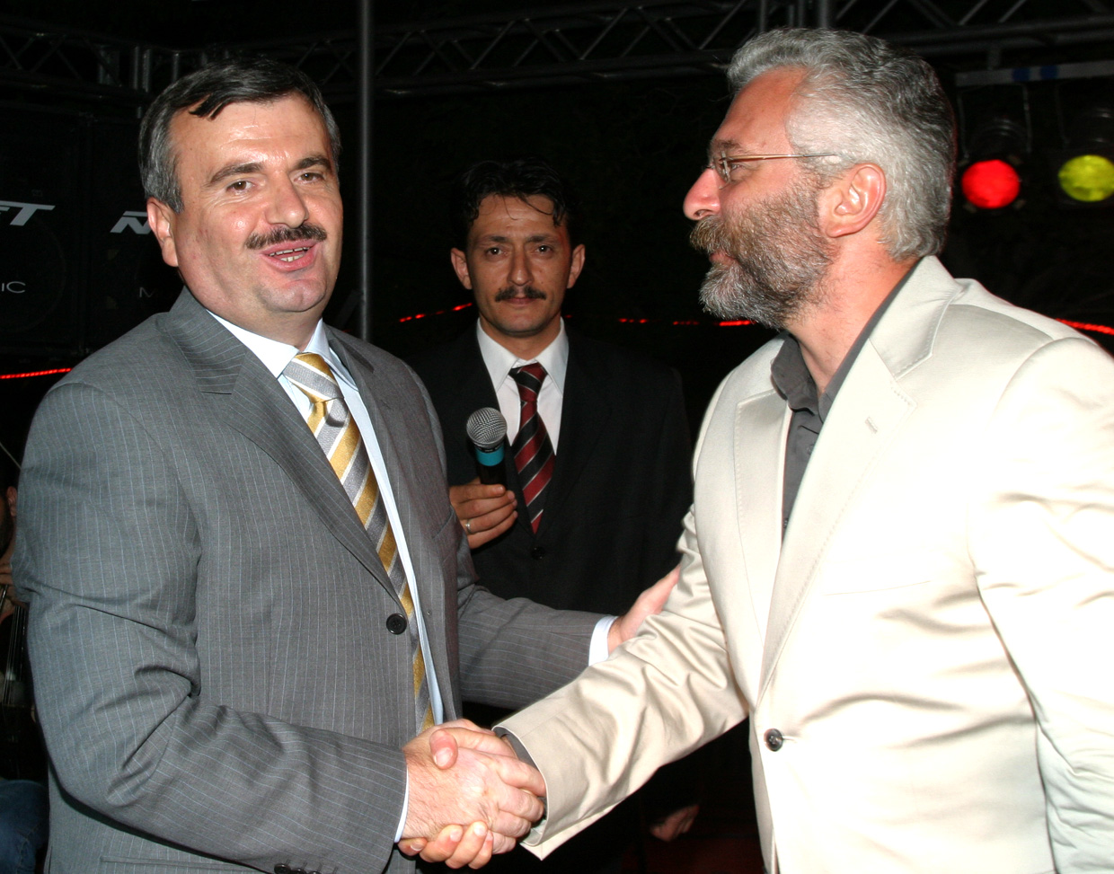 Mustafa Durmuş ve Onur Akın Konseri