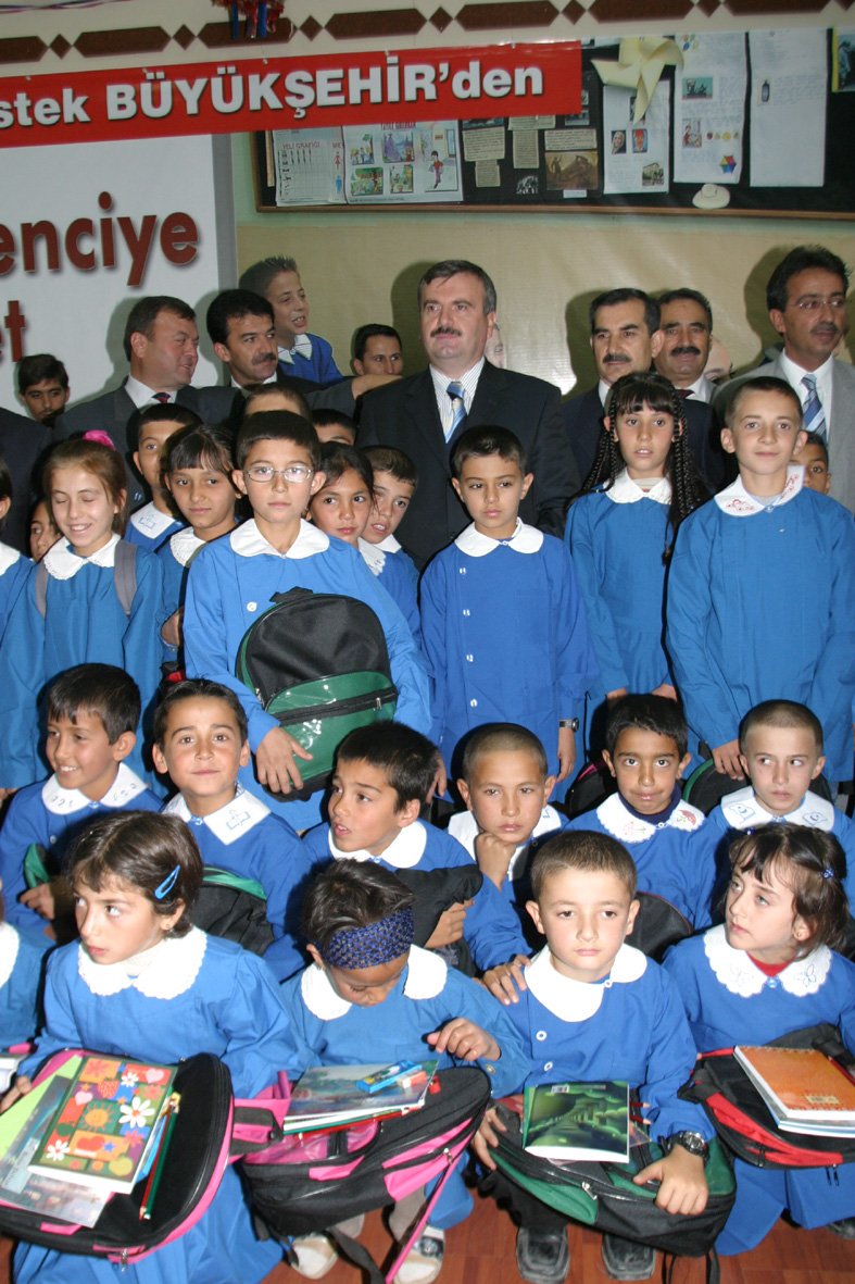 35 bin Öğrenciye Eğitim Yardımı