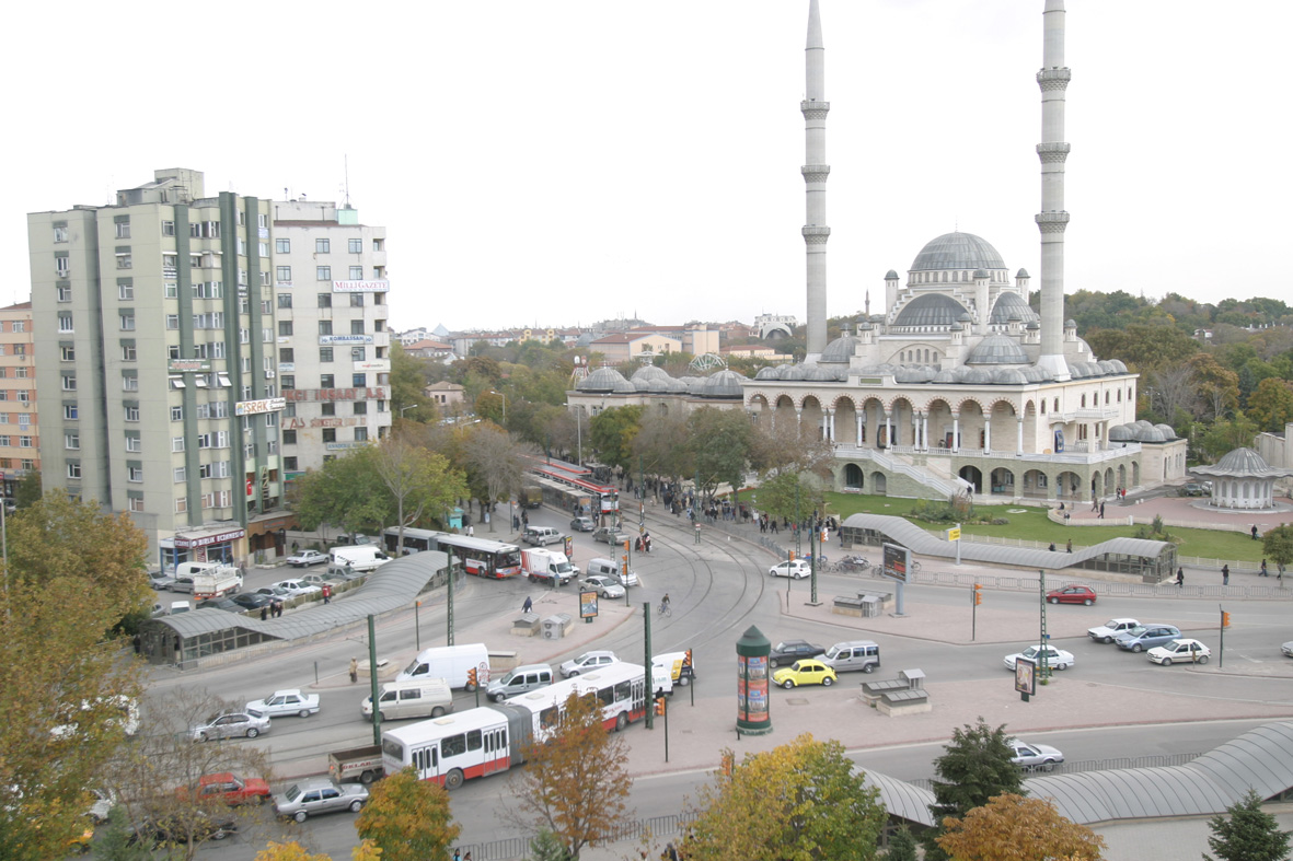 Kavşaklar Kameralarla İzleniyor