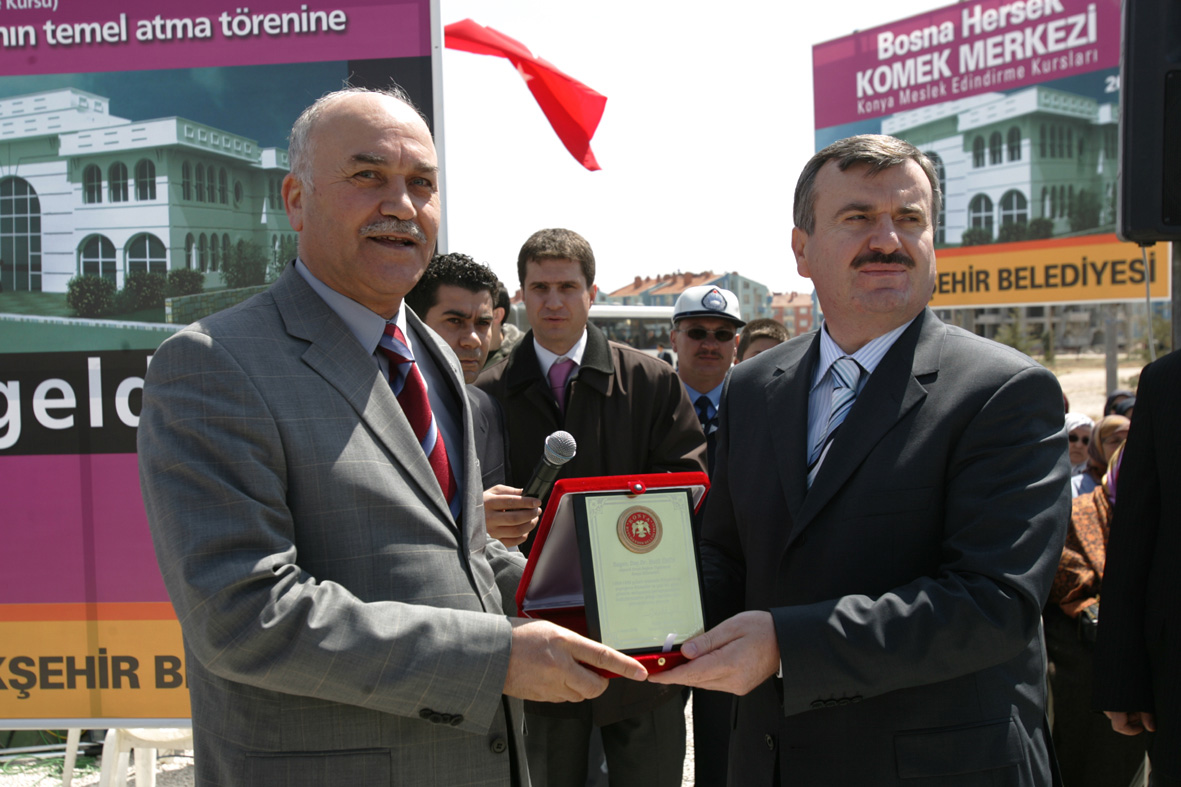 Bir Günde 2 Temel Atma