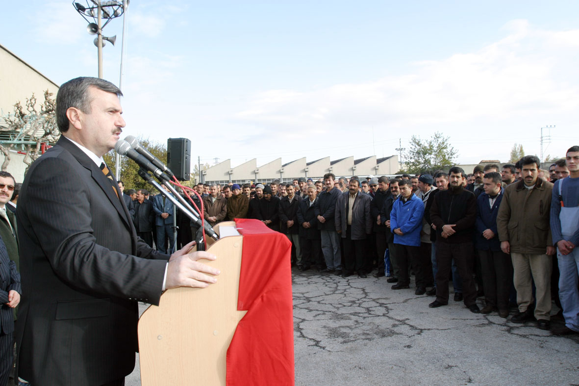 Başkan Akyürek Bayramda Çalışan Ekiplere Teşekkür Etti