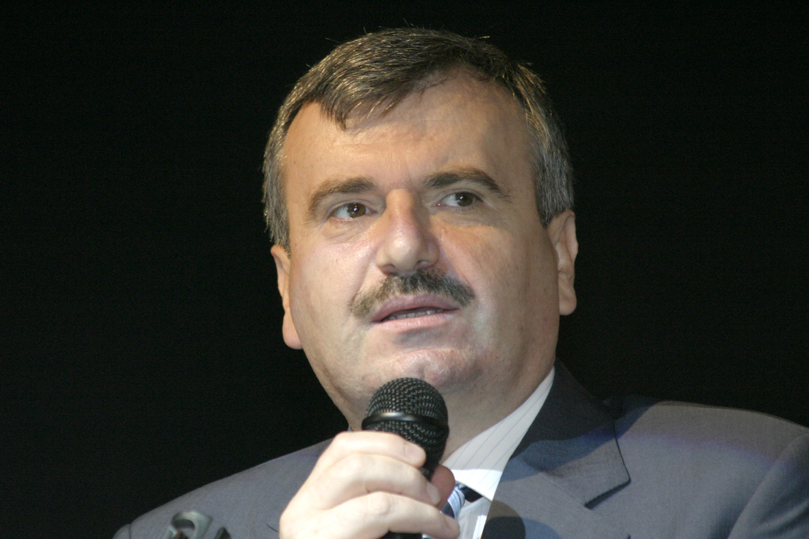 Başkan Akyürek : ' TÜRKİYE'NİN GÜÇLÜ OLMASI YEREL YÖNETİMLERDEN GEÇİYOR