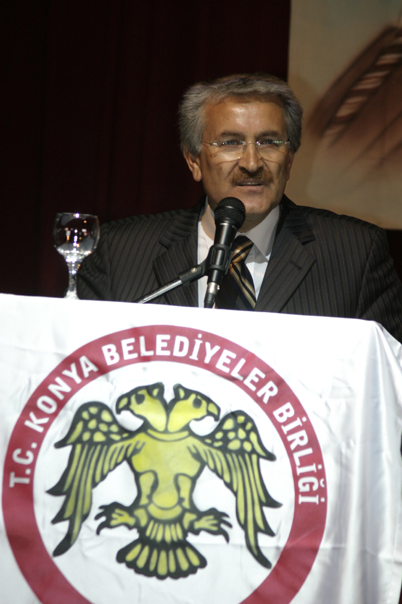 Başkan Akyürek : ' TÜRKİYE'NİN GÜÇLÜ OLMASI YEREL YÖNETİMLERDEN GEÇİYOR