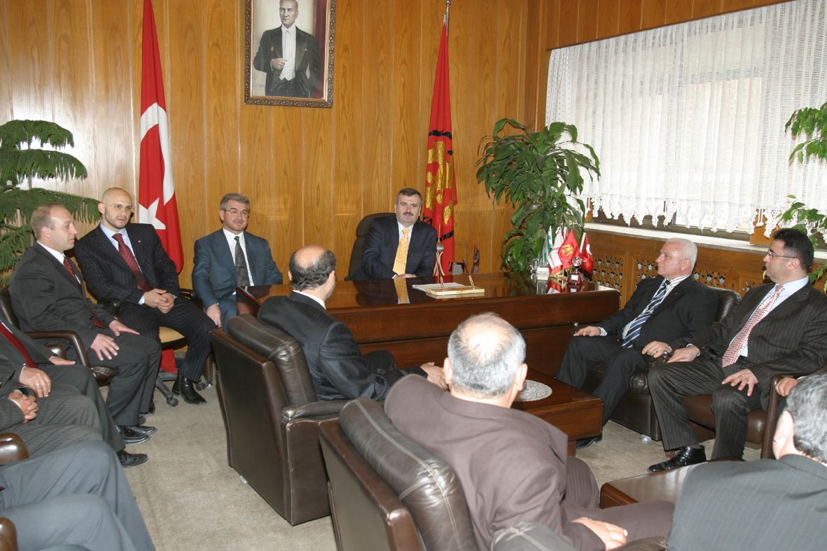 En Büyük STK Büyükşehir Belediyesi
