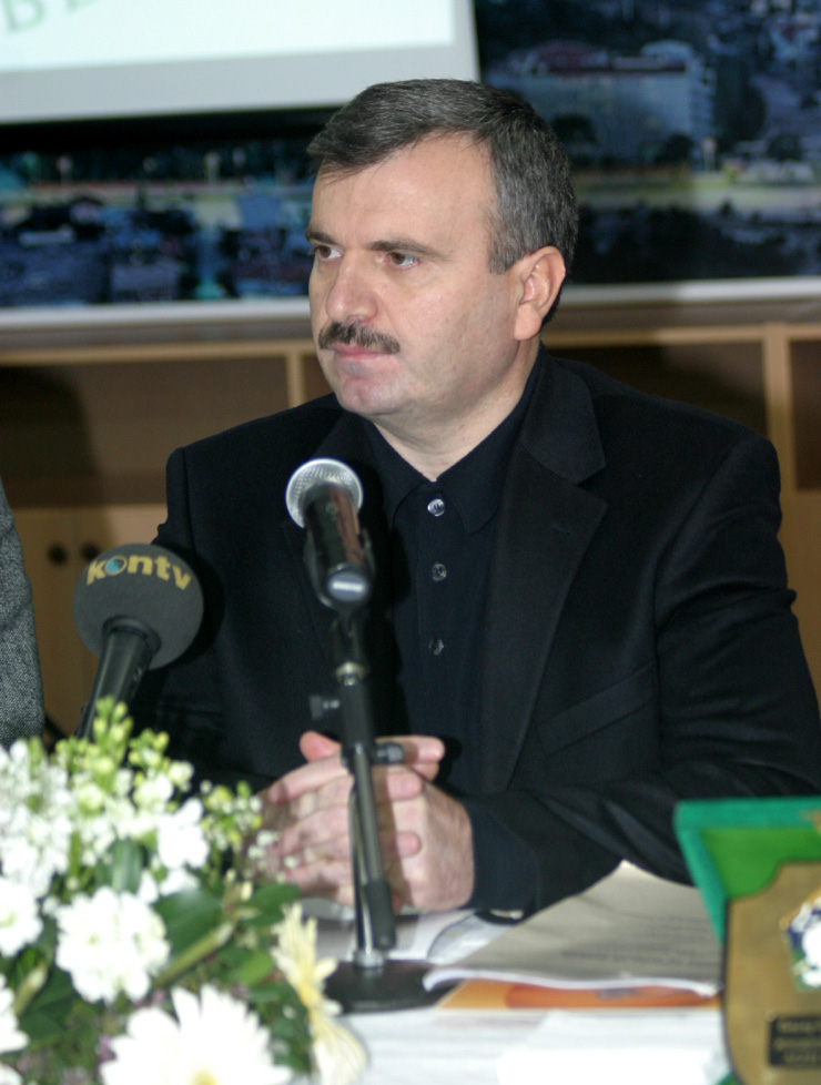 Başkan AKYÜREK : Hukukta Teziç'in Açıklamaları Yetki Gaspına Girer