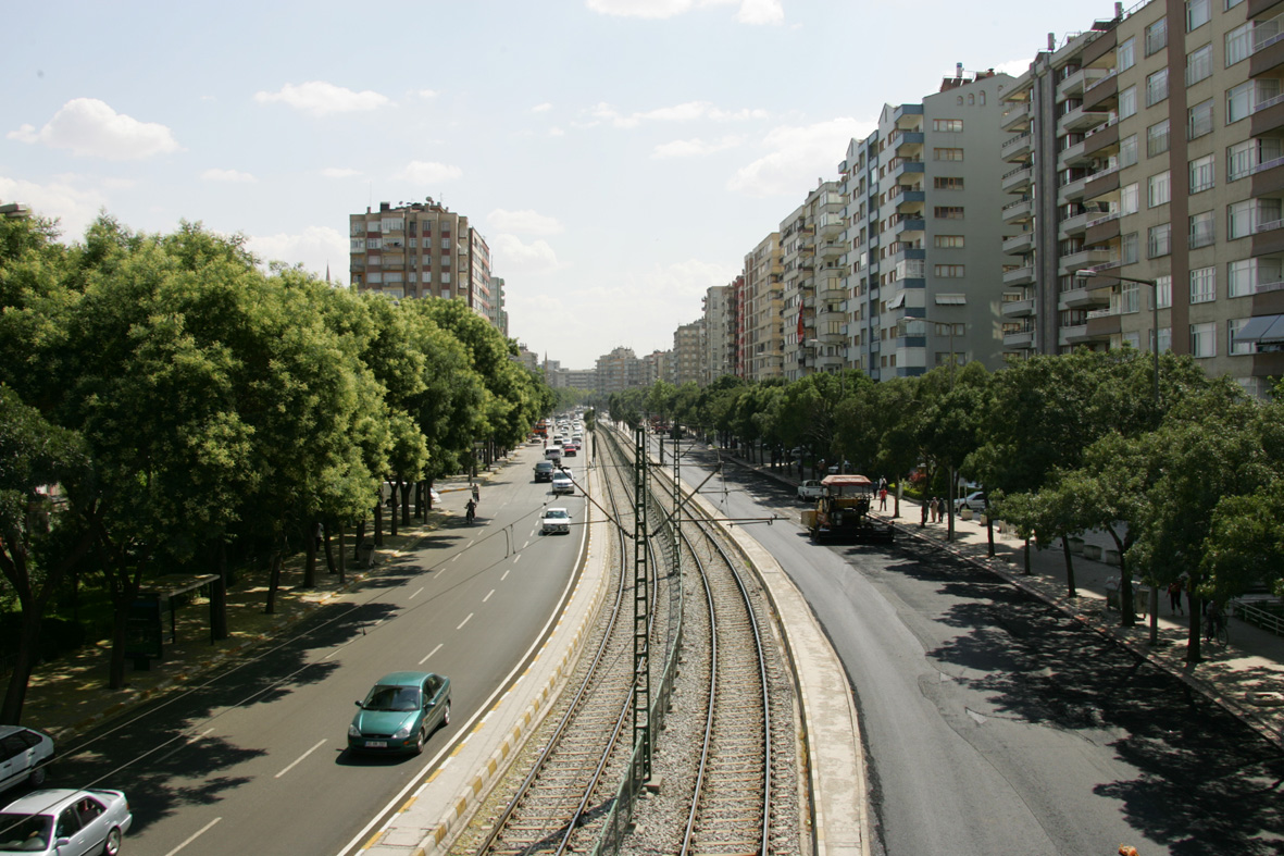 Nalçacı Caddesi Trafiğe Açılıyor