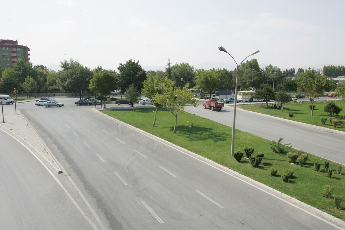 Aydınlıkevler Girişi Altgeçiti Projesi Başlatılıyor