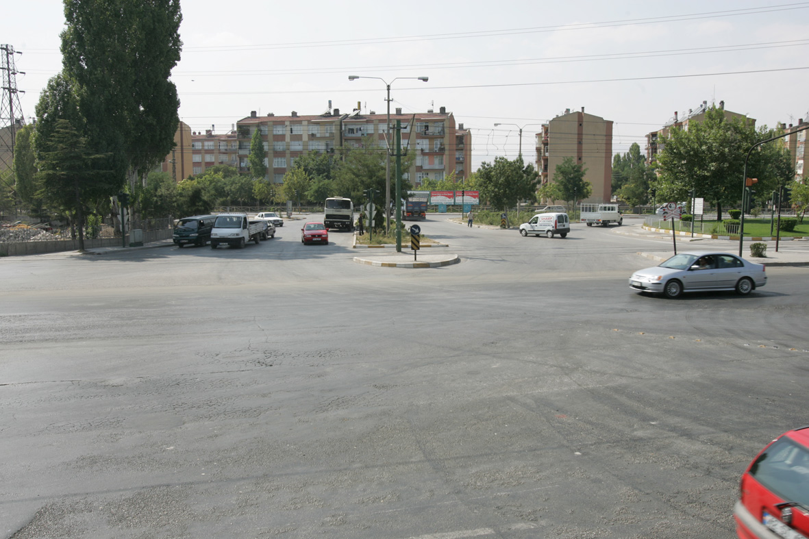 Aydınlıkevler Girişi Altgeçiti Projesi Başlatılıyor