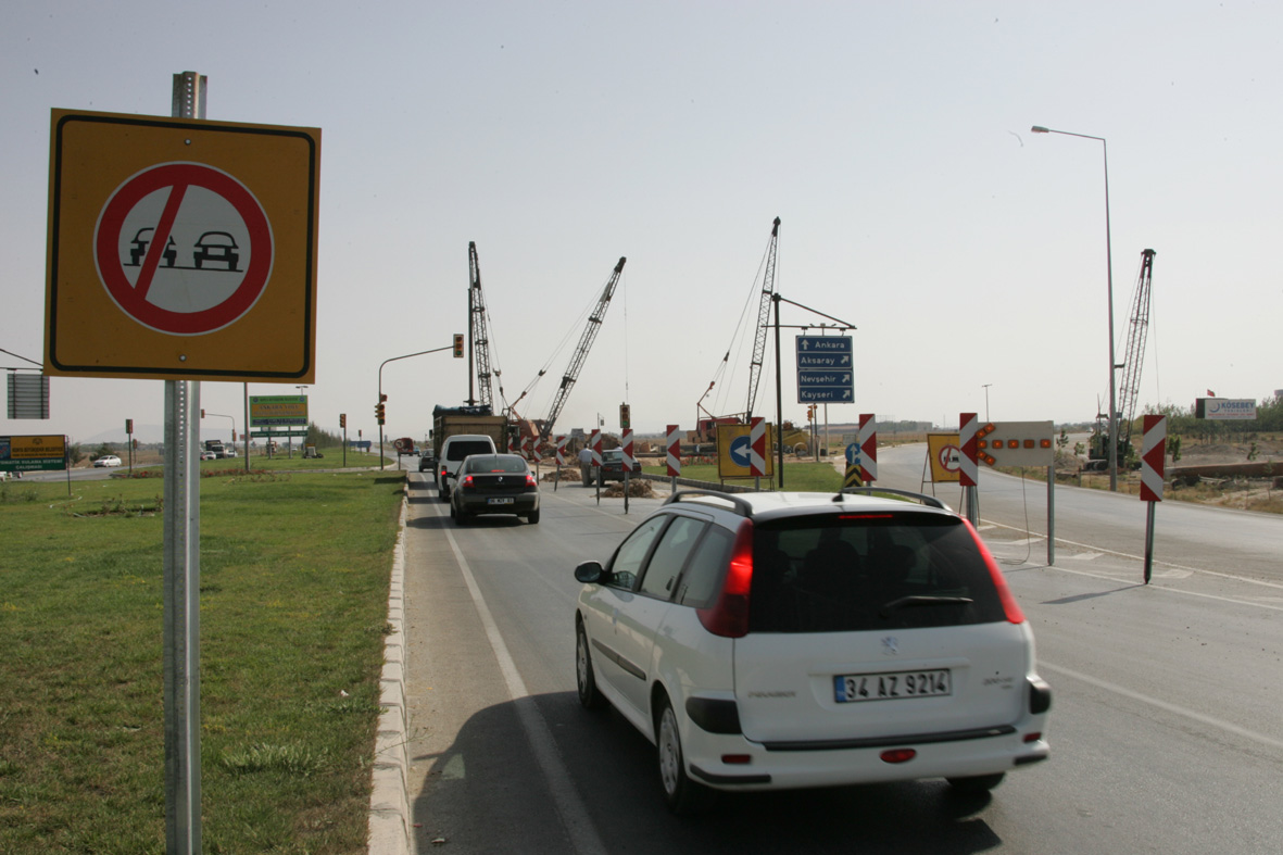 Sadık Ahmet Caddesine Kavşak Yapılıyor