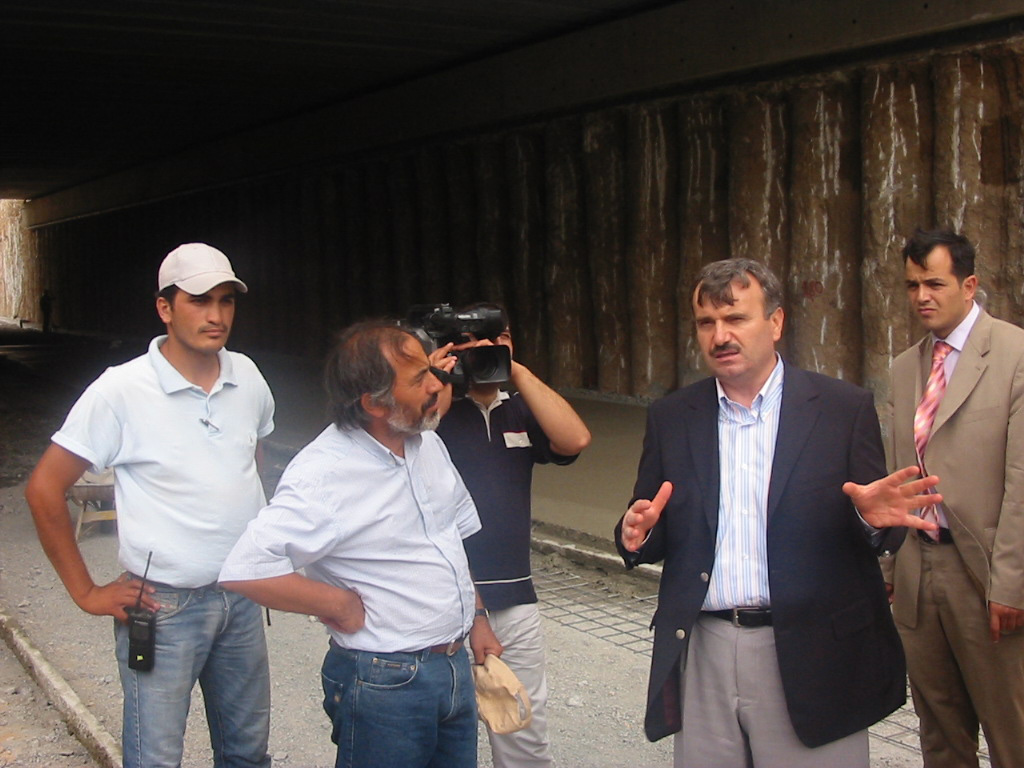 Yenişehir Caddesi Ve Altgeçidi
