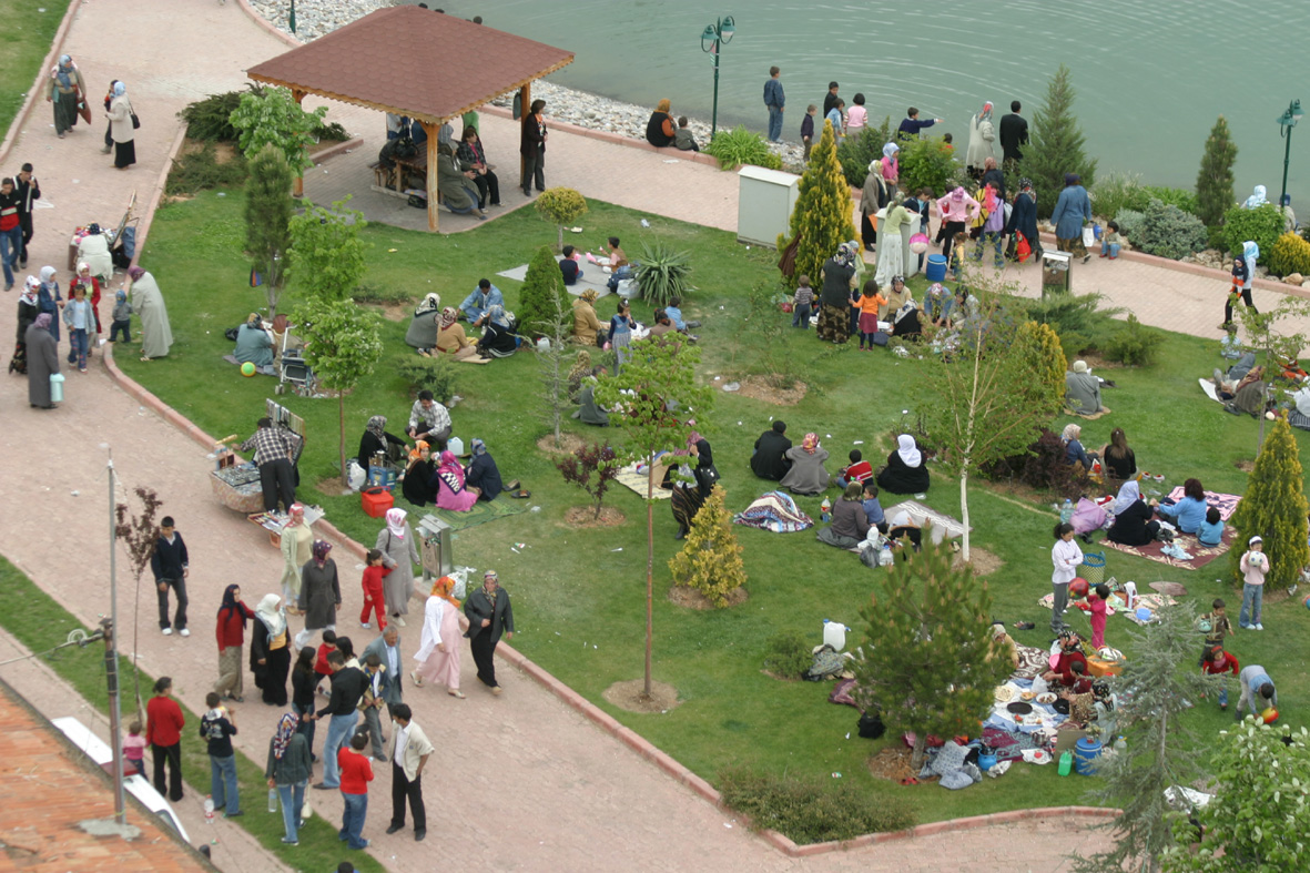 Hıdırellez Şenlikleri'ne 30 Bin Kişi Katıldı