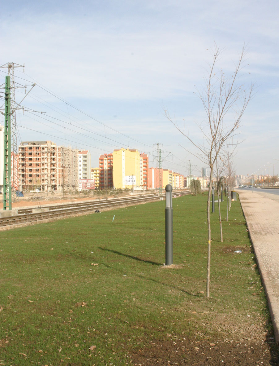 Tramvay Güzergahı Yeşillendiriliyor