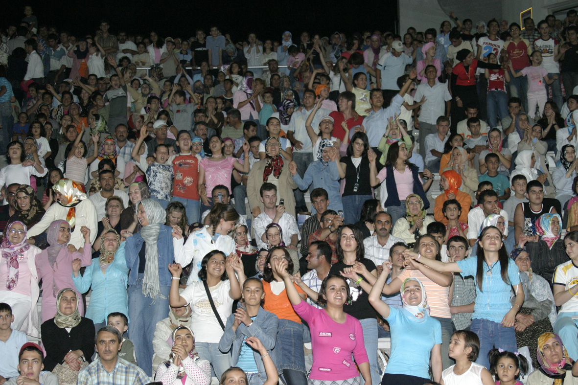 Altınbaşak Festivali Başladı