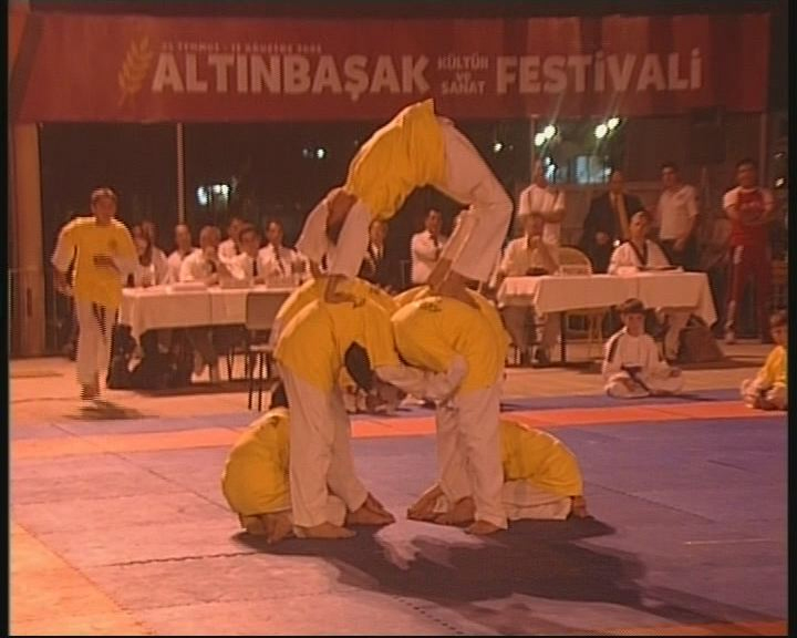 Biberonlu Taekwandocu