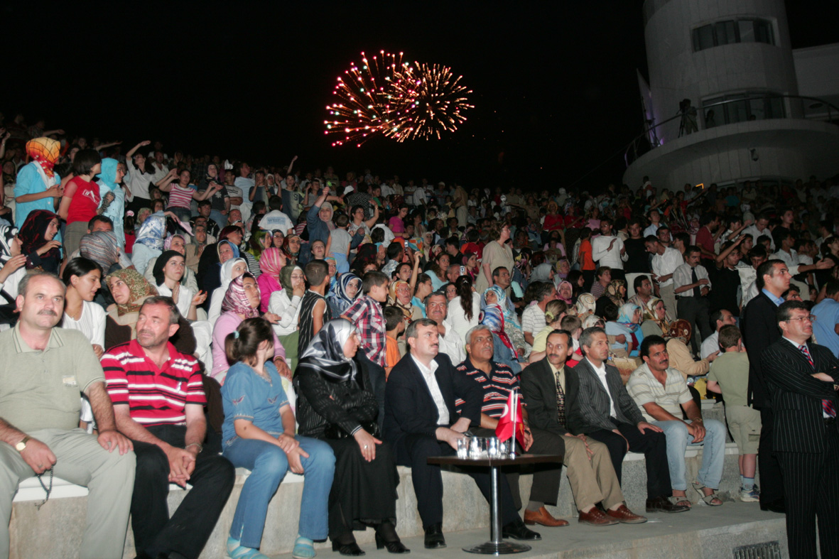 Ahmet Özdemir Ve İzzet Yıldızhan Konserleri