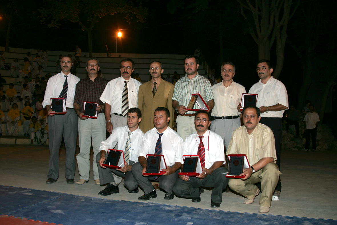 Altınbaşak Festivali Karate Gösterileri İle Devam Etti