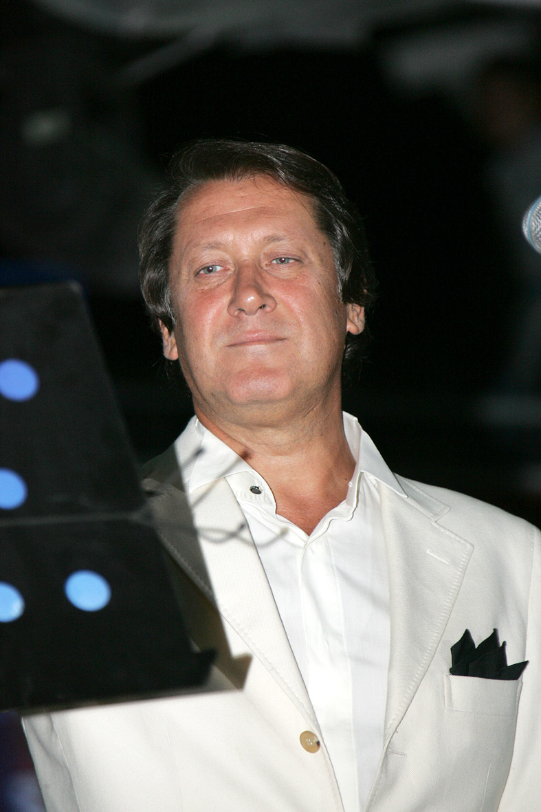 Ahmet Özhan Altınbaşak Festivali'nde