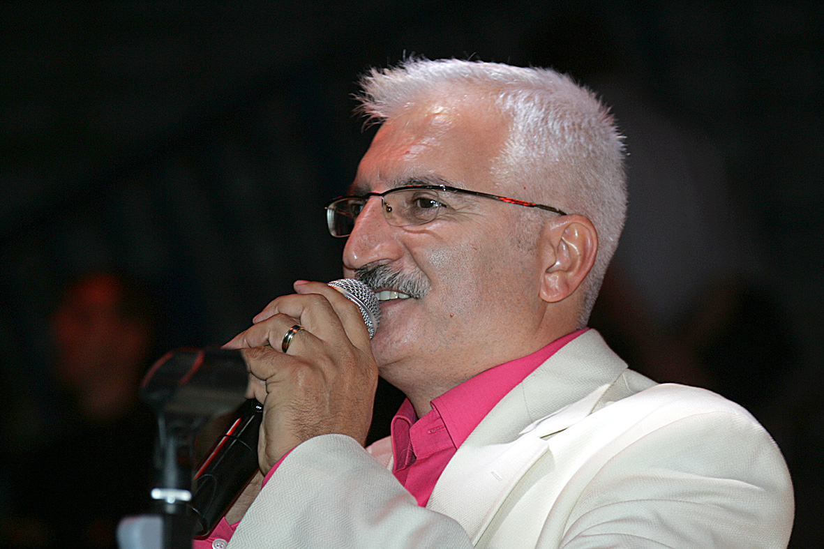 Ahmet Özhan Altınbaşak Festivali'nde