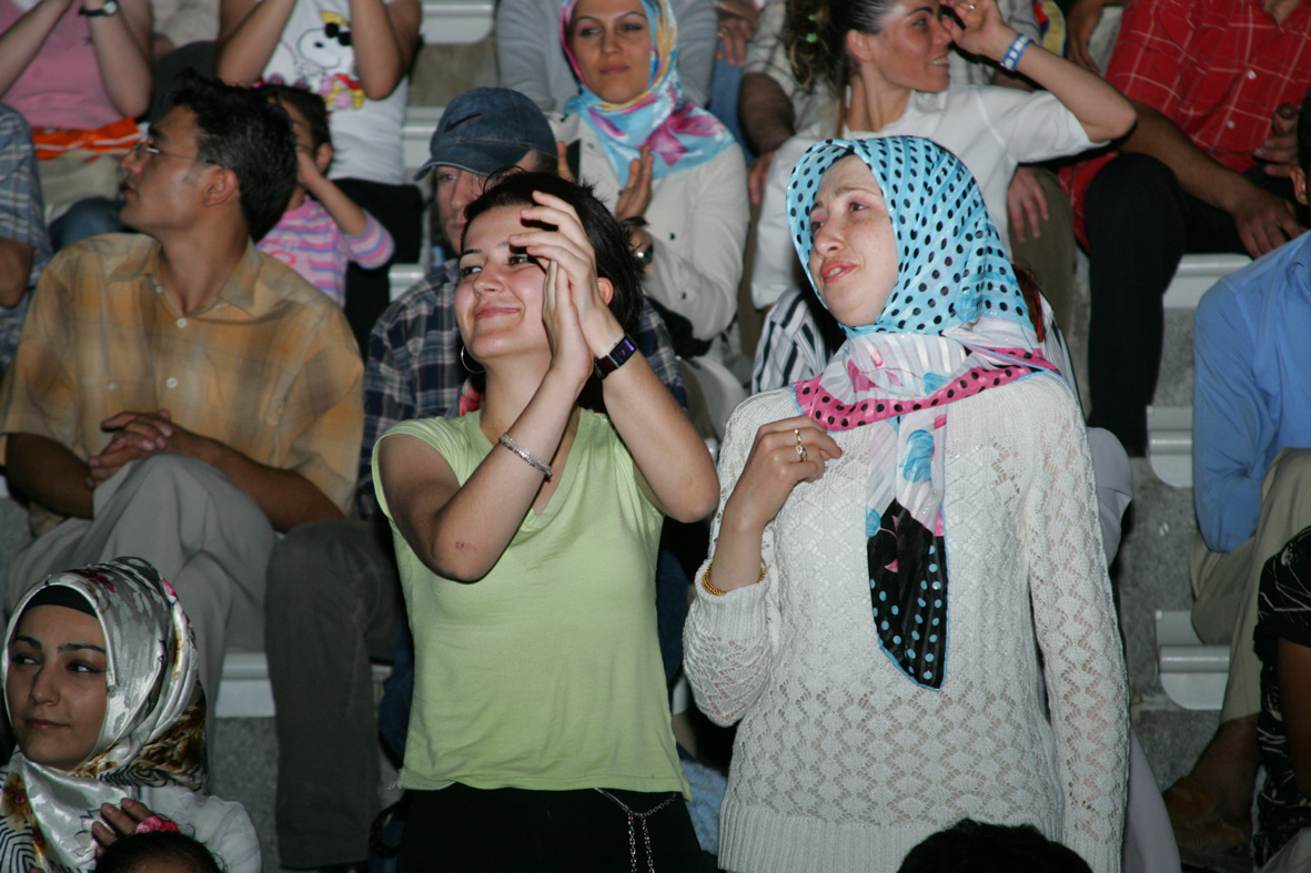 Altınbaşak Festivali Devam Ediyor