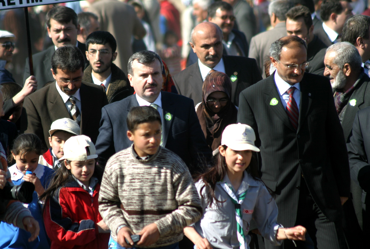 600.000 Ağaç Toprakla Buluştu