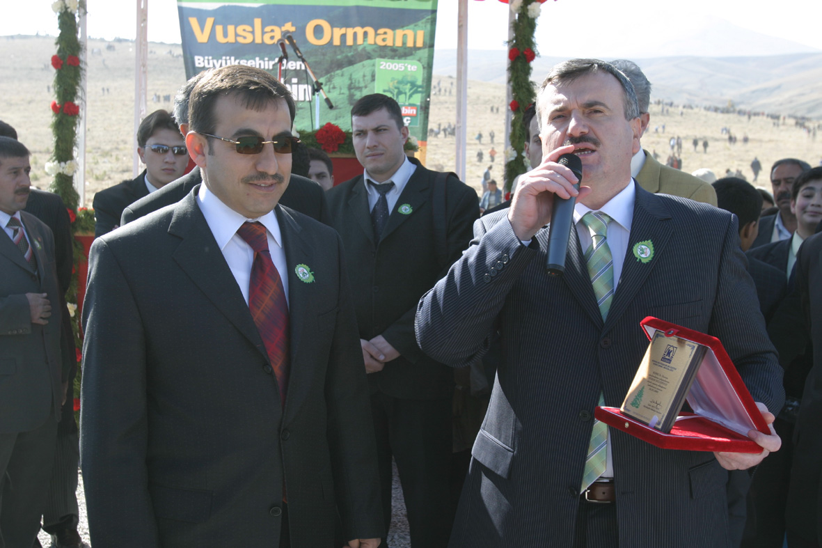 600.000 Ağaç Toprakla Buluştu