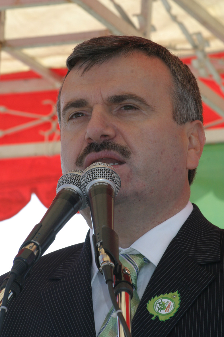 600.000 Ağaç Toprakla Buluştu