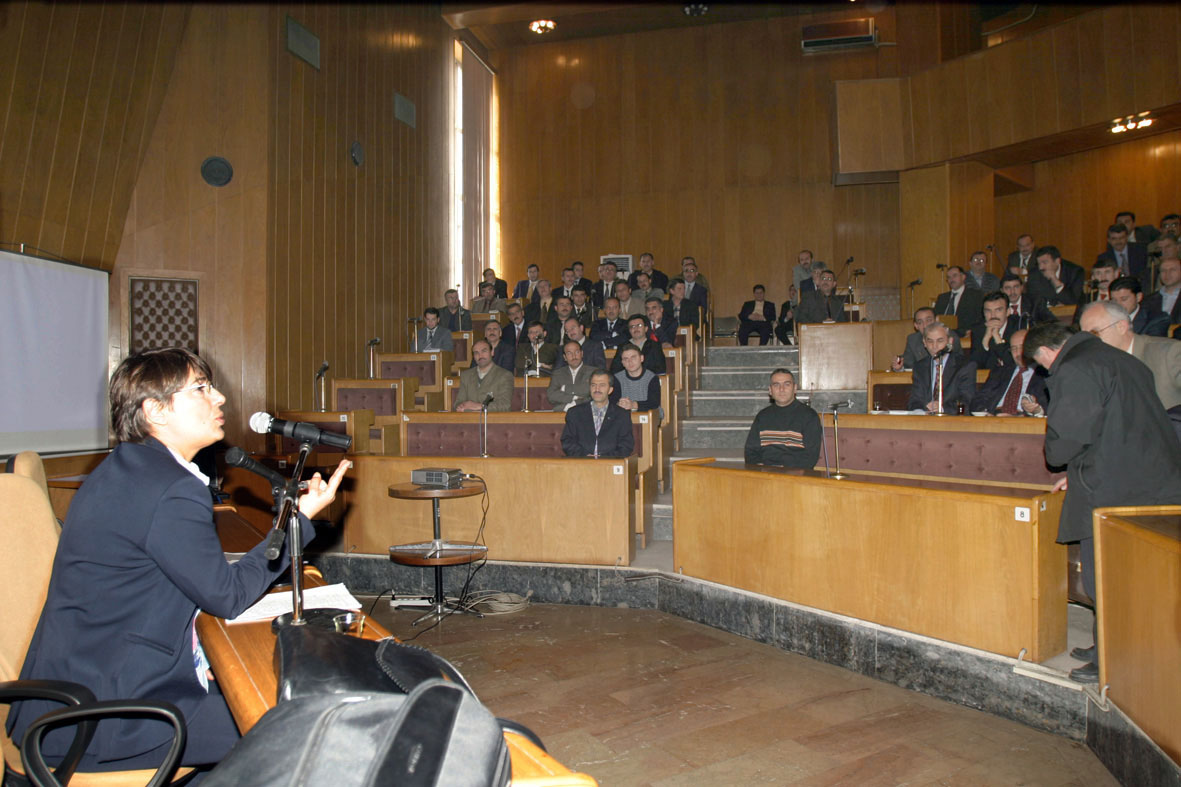 İkinci Altı Aylık Eğitim Seminerleri Başladı