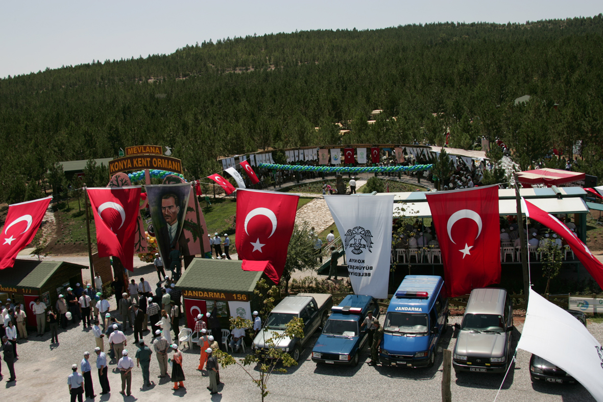 Mevlana Kent Ormanı Hizmetinizde