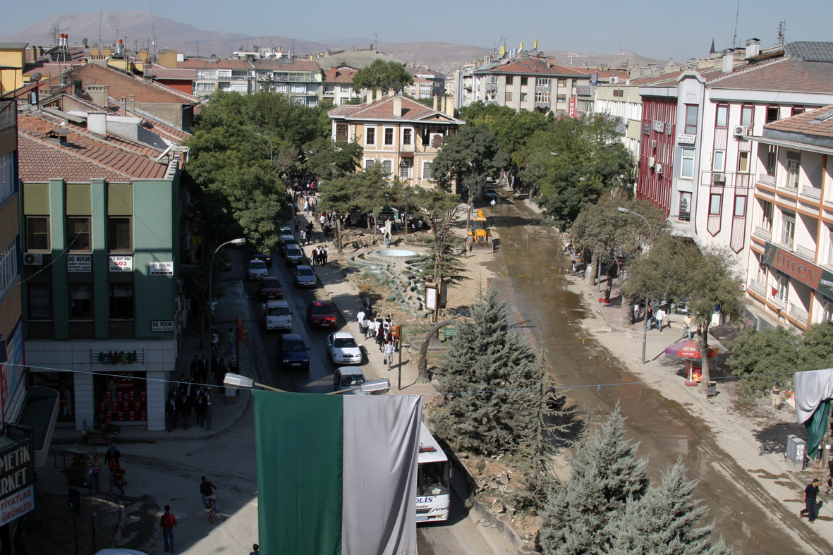 Esnaf Bölgedeki Çalışmalardan Memnun