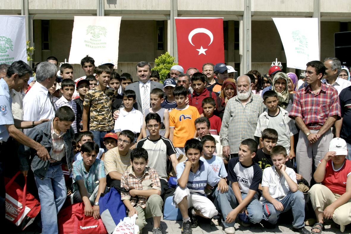 Akyürek: 'Başarılı Öğrencilerin Her Zaman Yanındayız.'