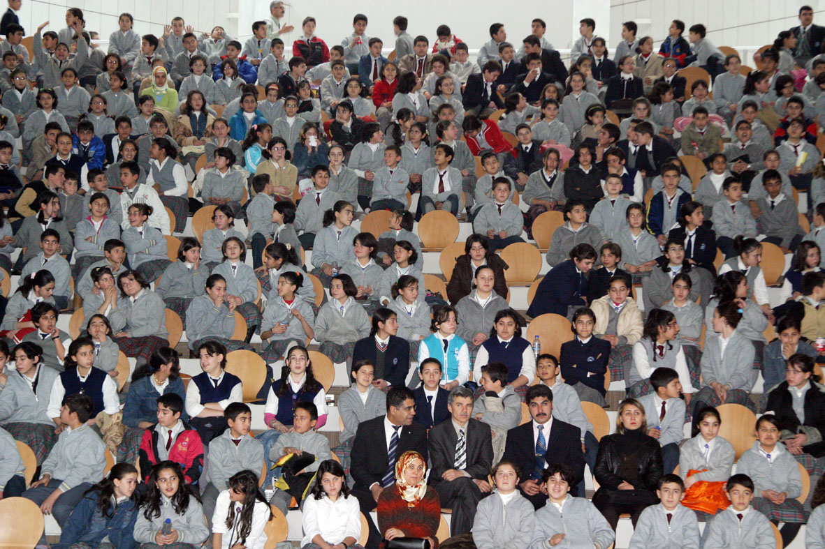 Büyükşehir'den 52 Bin Öğrenciye Eğitim Semineri