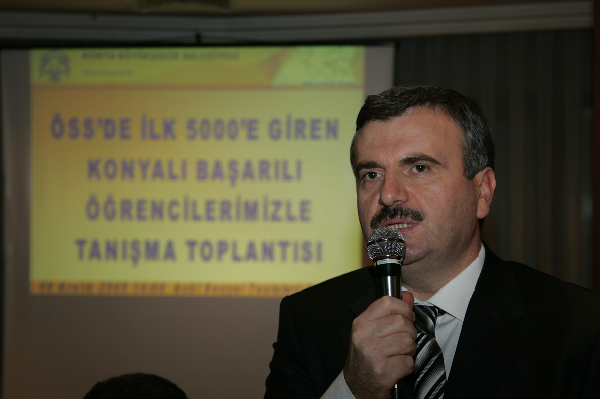 Başkan Akyürek Ankara'da Konyalı Öğrencilerle Buluştu