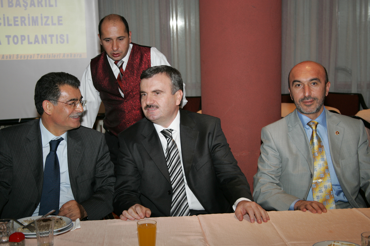 Başkan Akyürek Ankara'da Konyalı Öğrencilerle Buluştu