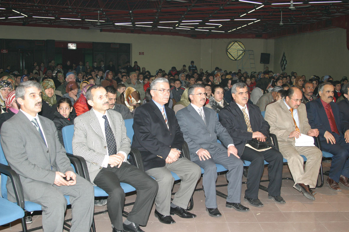 Öğrenciler Ocak-Şubat Ayı Eğitim Yardımlarını Aldı