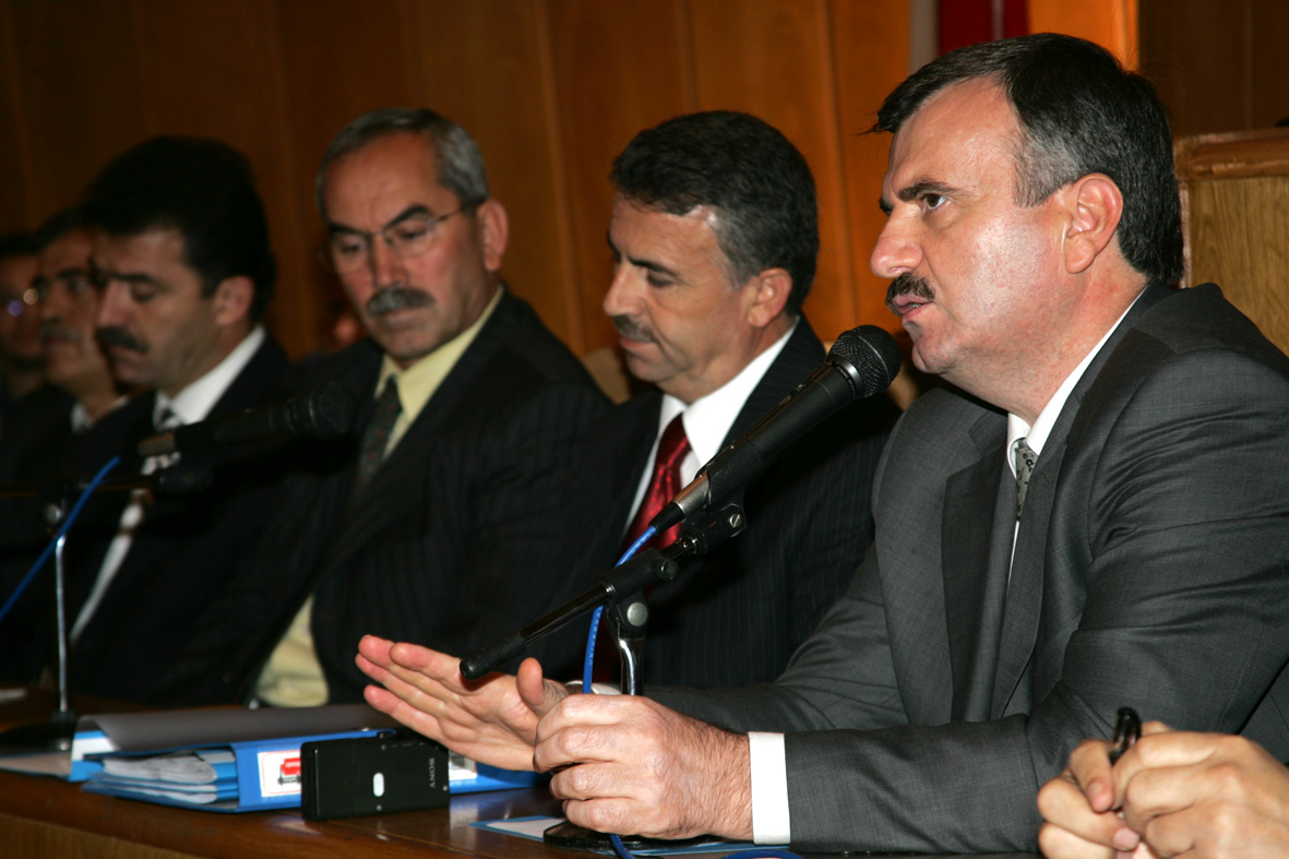 Büyükşehir'den 12 Bin Öğrenciye Eğitim Yardımı