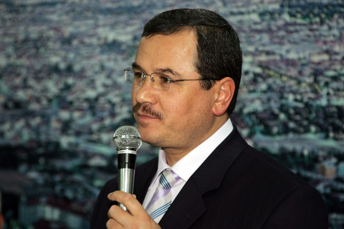 Büyükşehir Belediyesi Tüm Öğrencilerin Yanında