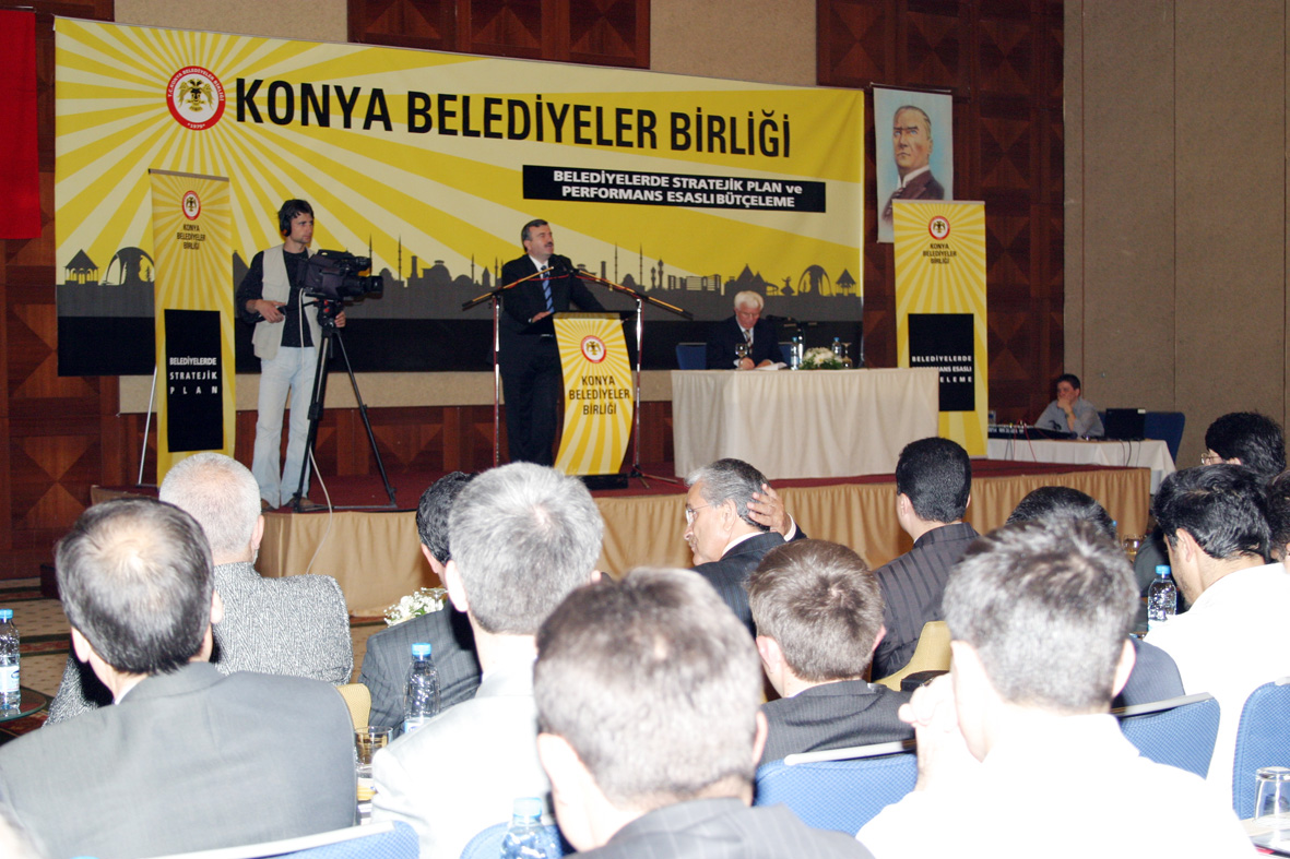 Konya Belediyeler Birliği'nin 98. Semineri Başladı