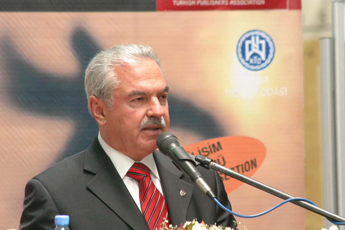 Konya'nın En Büyük Kitap Fuarı Açıldı