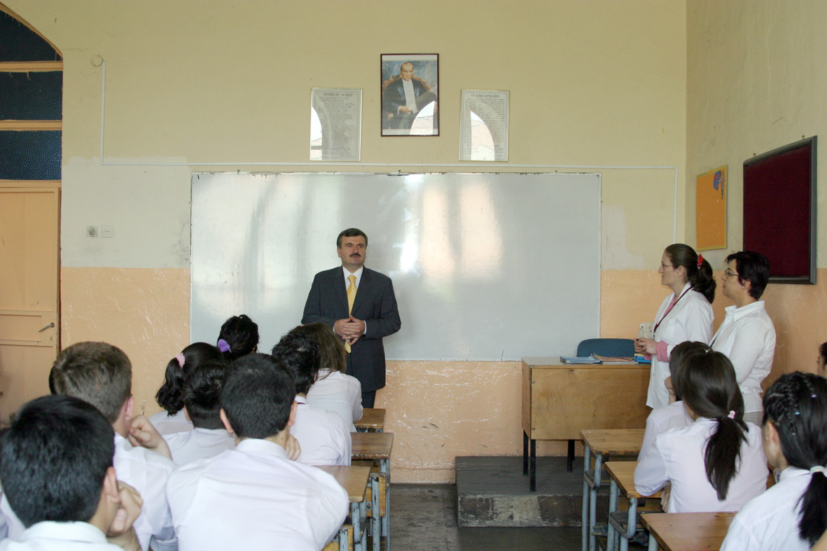 Başkan Akyürek Liseli Gençlerle Buluştu