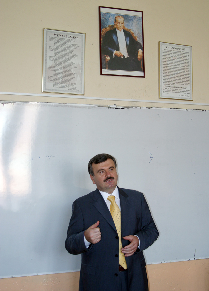 Başkan Akyürek Liseli Gençlerle Buluştu
