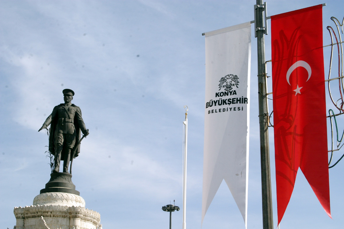 29 Ekim'de Konya'da Onbinlerce Bayrak Dalgalanacak