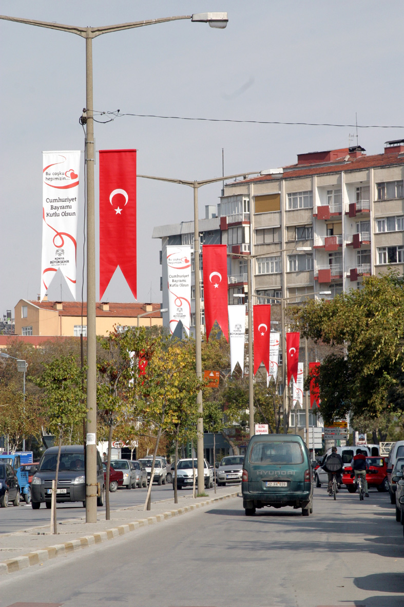 29 Ekim'de Konya'da Onbinlerce Bayrak Dalgalanacak