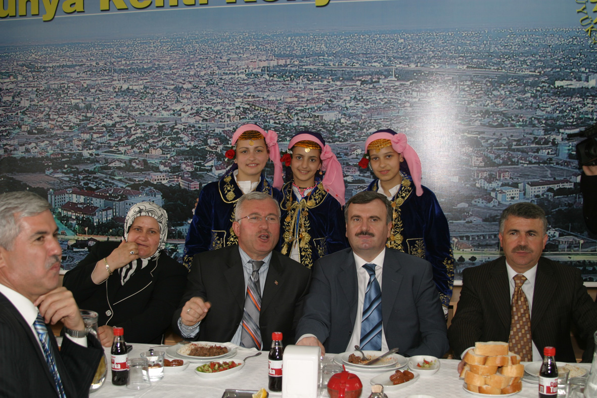 İstanbullu Çocuklar 23 Nisan'da Konya'yı Tercih Etti