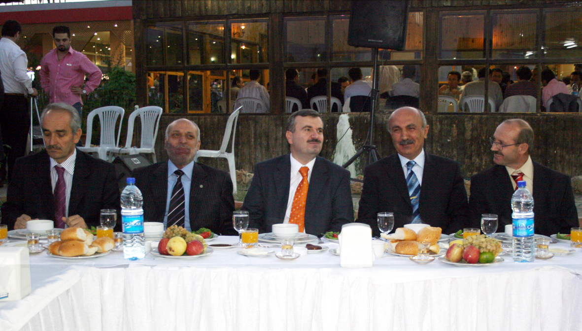 Başkan Akyürek Personelle İftar Yemeğinde Buluştu