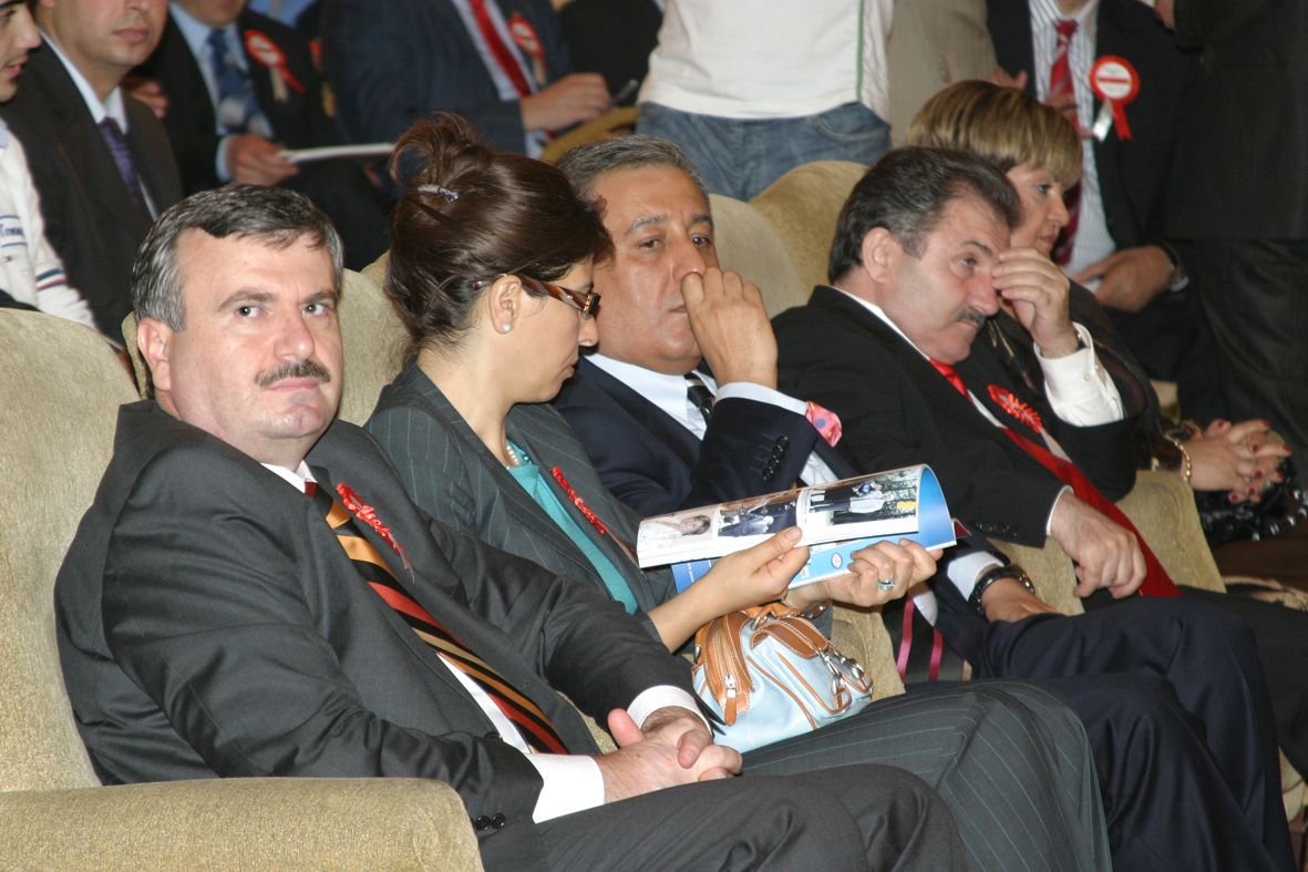 Başkan Tahir Akyürek Yılın Büyükşehir Belediye Başkanı Seçildi